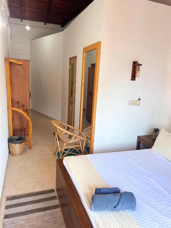 Hummus Hostel Hikkaduwa Εξωτερικό φωτογραφία