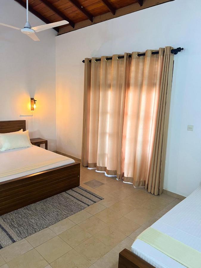 Hummus Hostel Hikkaduwa Εξωτερικό φωτογραφία