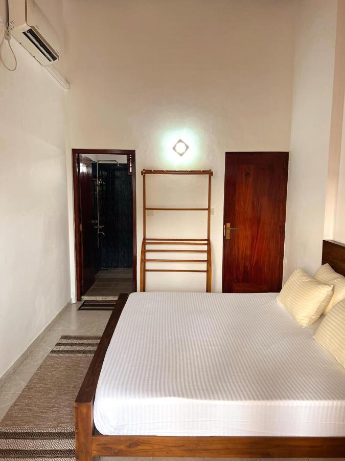 Hummus Hostel Hikkaduwa Εξωτερικό φωτογραφία