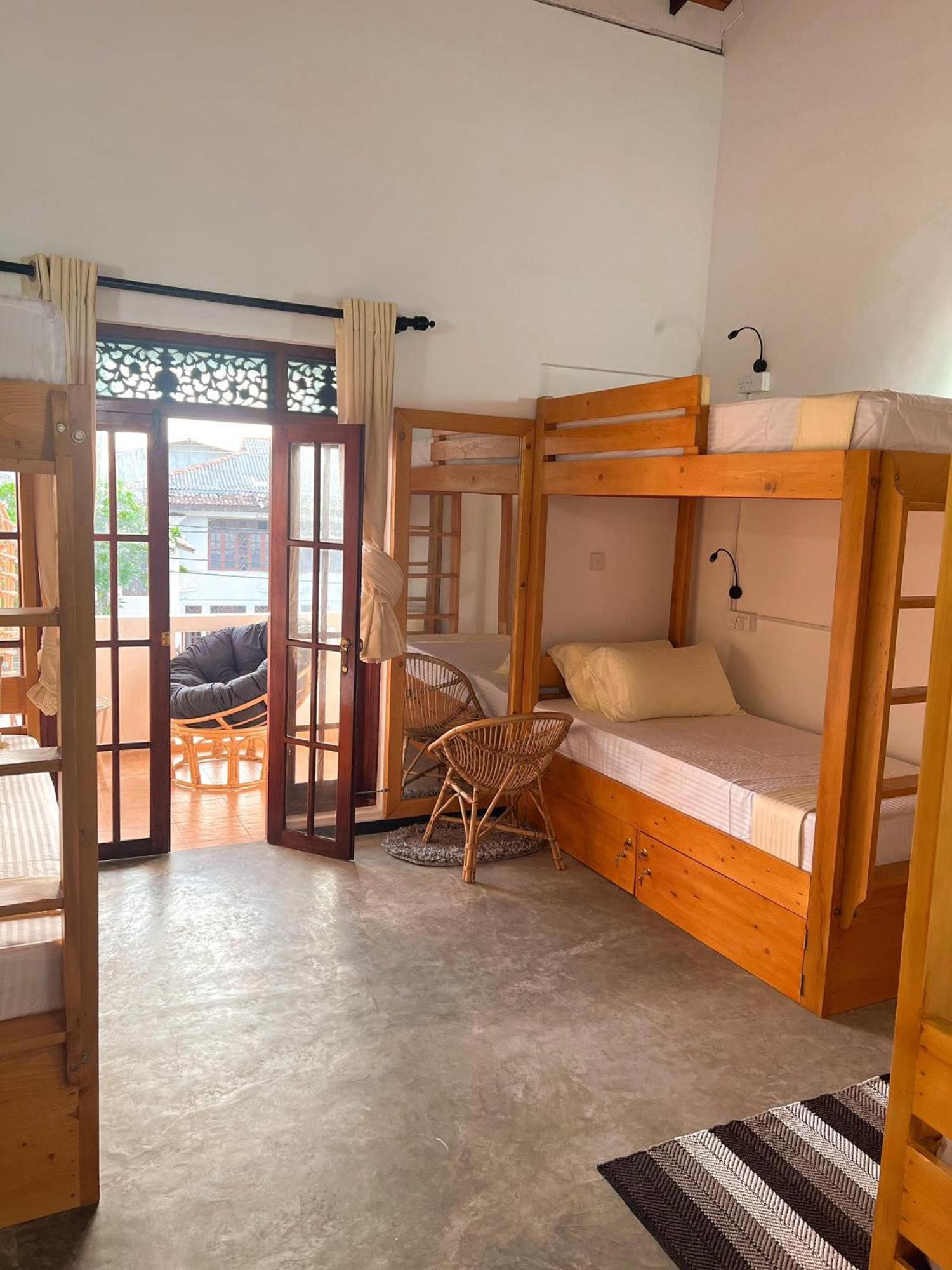 Hummus Hostel Hikkaduwa Εξωτερικό φωτογραφία
