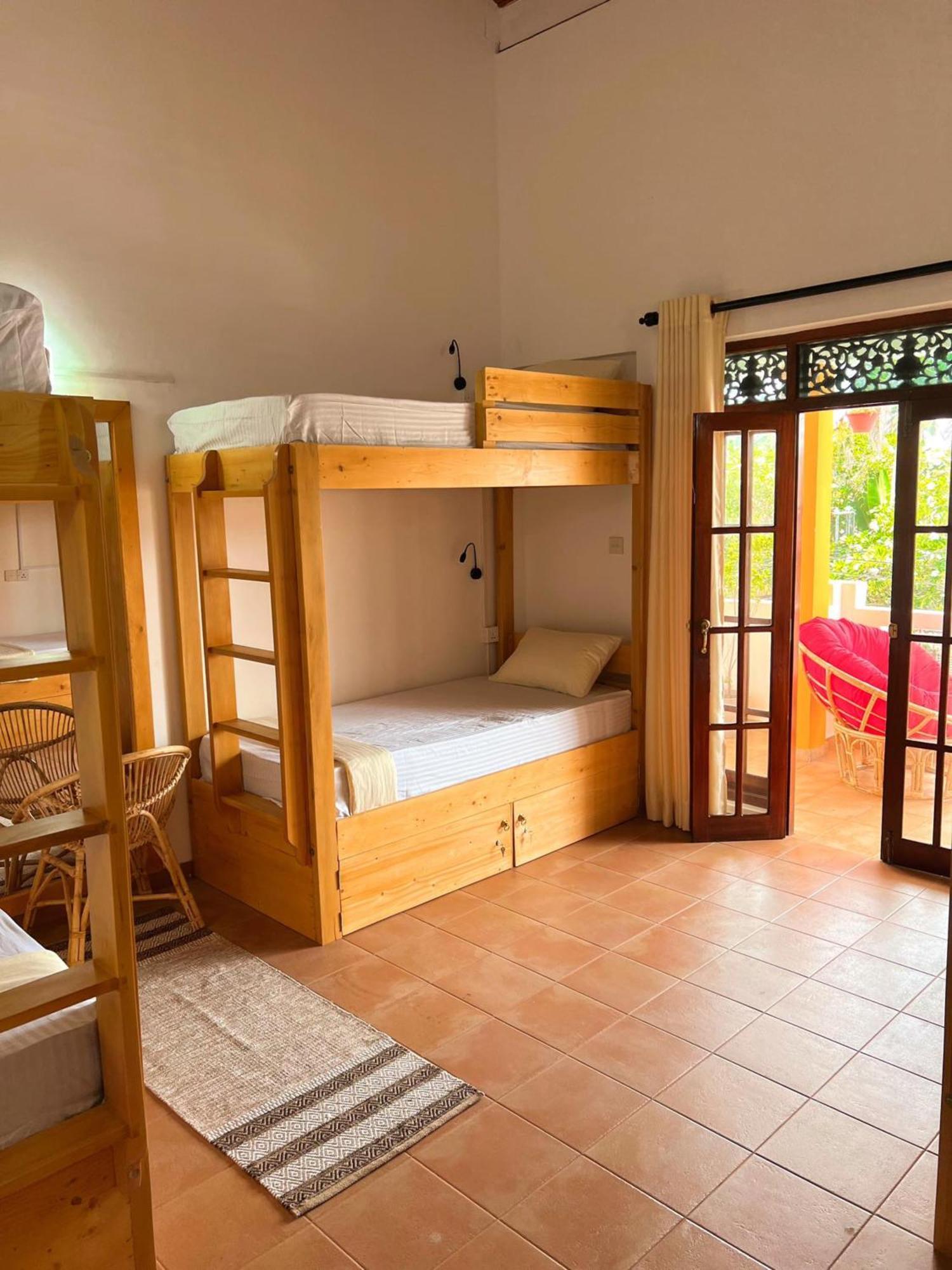 Hummus Hostel Hikkaduwa Εξωτερικό φωτογραφία