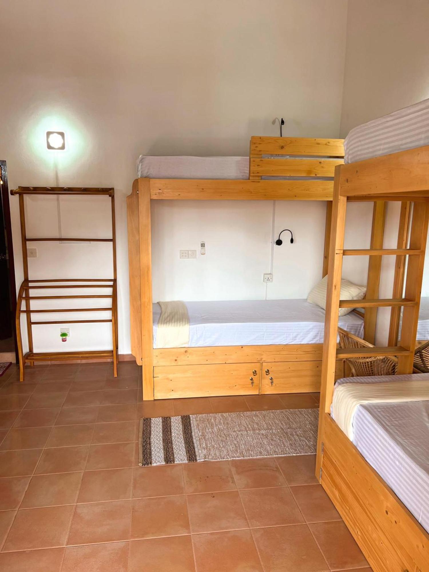 Hummus Hostel Hikkaduwa Εξωτερικό φωτογραφία
