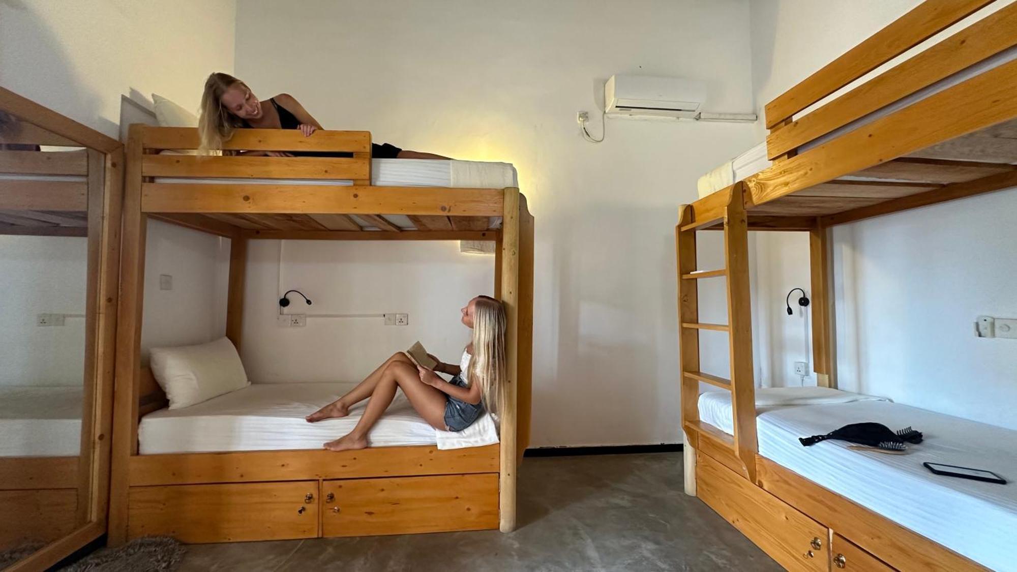 Hummus Hostel Hikkaduwa Εξωτερικό φωτογραφία